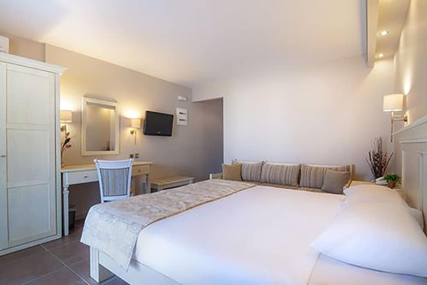 FilosXenia Ismaros Hotel